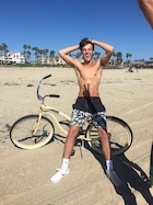 Cameron Dallas : cameron-dallas-1460628361.jpg