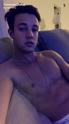 Cameron Dallas : cameron-dallas-1478611081.jpg