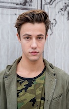 Cameron Dallas : cameron-dallas-1483669081.jpg