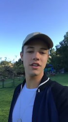 Cameron Dallas : cameron-dallas-1492907761.jpg