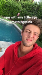 Cameron Dallas : cameron-dallas-1526255282.jpg