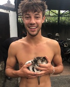 Cameron Dallas : cameron-dallas-1529708401.jpg