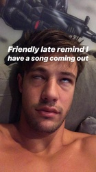 Cameron Dallas : cameron-dallas-1530274202.jpg