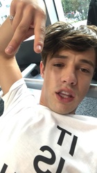 Cameron Dallas : cameron-dallas-1535585401.jpg