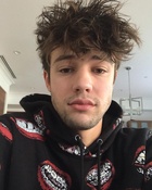 Cameron Dallas : cameron-dallas-1543030801.jpg