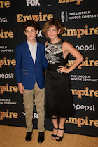 Camren Bicondova : TI4U1442349102.jpg