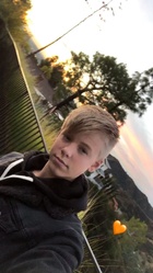 Carson Lueders : carson-lueders-1544144696.jpg