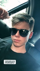 Carson Lueders : carson-lueders-1551129948.jpg