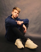 Carson Lueders : carson-lueders-1576979342.jpg