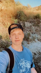 Carson Lueders : carson-lueders-1591690986.jpg