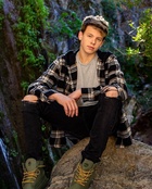 Carson Lueders : carson-lueders-1592089610.jpg