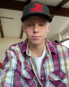 Carson Lueders : carson-lueders-1619050014.jpg