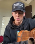 Carson Lueders : carson-lueders-1669153214.jpg