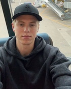 Carson Lueders : carson-lueders-1739122803.jpg