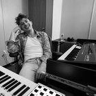 Charlie Puth : charlie-puth-1536191401.jpg