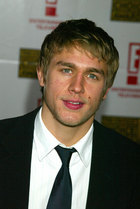 Charlie Hunnam : charlie-hunnam-1333649294.jpg