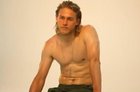 Charlie Hunnam : charlie-hunnam-1333649476.jpg