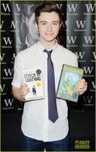 Chris Colfer : chris-colfer-1371487975.jpg