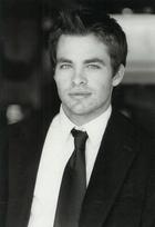 Chris Pine : chrispine_1240859894.jpg