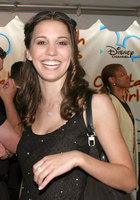 Christy Carlson Romano : christy-carlson-romano-1317927529.jpg