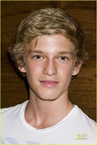 Cody Simpson : cody-simpson-1312735249.jpg