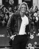 Cody Simpson : cody-simpson-1471717441.jpg