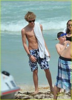 Cody Simpson : codysimpson_1305222645.jpg