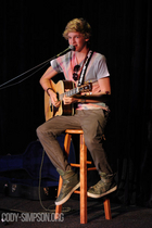 Cody Simpson : codysimpson_1309996450.jpg