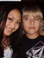 Cole & Dylan Sprouse : TI4U_u1178743140.jpg