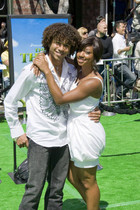 Corbin Bleu : TI4U_u1179715349.jpg