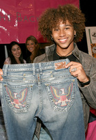 Corbin Bleu : corbin_bleu_1169053388.jpg