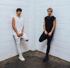 Corbyn Besson : TI4U1605407468.jpg