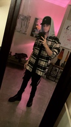 Corbyn Besson : corbyn-besson-1604221021.jpg