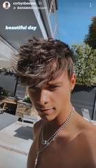 Corbyn Besson : corbyn-besson-1617757128.jpg