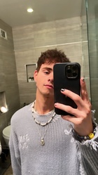 Corbyn Besson : corbyn-besson-1647741602.jpg