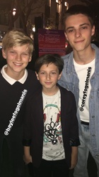 Corey Fogelmanis : TI4U1525024409.jpg