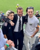 Cruz Beckham : TI4U1695487278.jpg