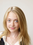 Dakota Fanning : dakota_fanning_1256689863.jpg