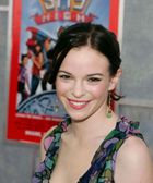 Danielle Panabaker : daniellepanabaker_1254019349.jpg