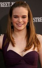 Danielle Panabaker : daniellepanabaker_1254351012.jpg