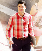 Darren Criss : darren-criss-1399059864.jpg