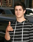 David Henrie : david_henrie_1266773622.jpg