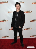 David Henrie : david_henrie_1291745735.jpg