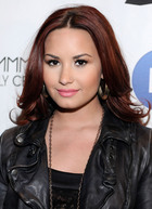 Demi Lovato : demi-lovato-1328937012.jpg