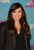 Demi Lovato : demi-lovato-1356038173.jpg