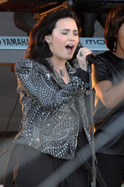 Demi Lovato : demi-lovato-1368167349.jpg