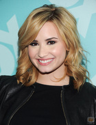 Demi Lovato : demi-lovato-1370707435.jpg