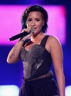 Demi Lovato : demi-lovato-1412880683.jpg