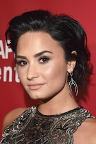 Demi Lovato : demi-lovato-1458339965.jpg