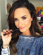 Demi Lovato : demi-lovato-1474486985.jpg